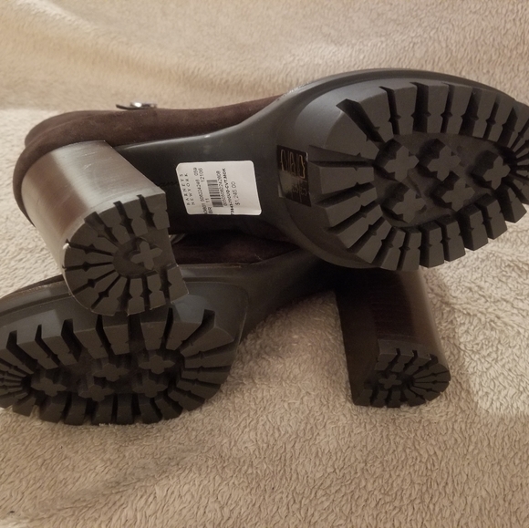 Gianvito Rossi Camoscio Brown Suede Front Zip Boot - Picture 4 of 7